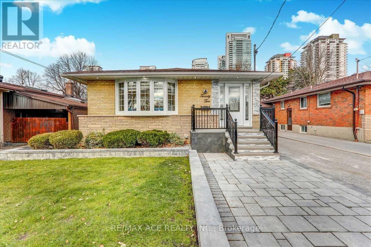 Main - 22 Aspendale Drive, Toronto, Ontario  M1P 4J4 - Photo 2 - E12740810