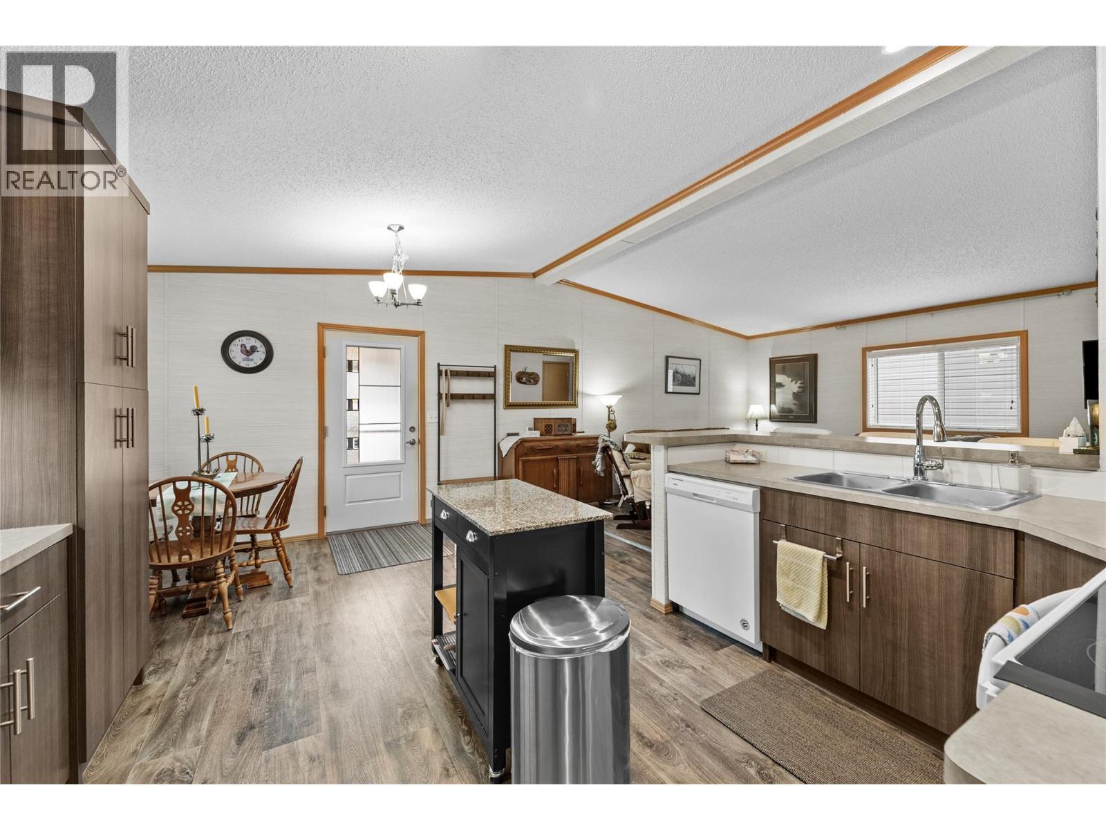 7805 Dallas Drive Unit# 52, Kamloops, British Columbia  V2C 6X9 - Photo 8 - 10374284