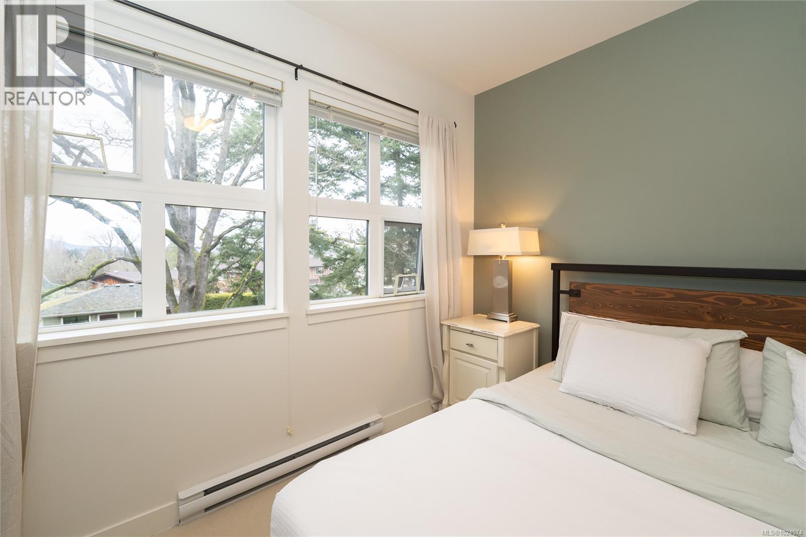 302 3912 Carey Rd, Saanich, British Columbia  V8Z 4E2 - Photo 18 - 1024574