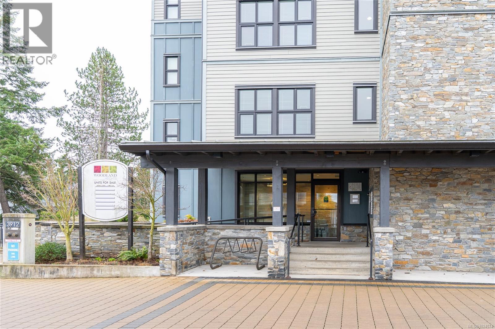 302 3912 Carey Rd, Saanich, British Columbia  V8Z 4E2 - Photo 33 - 1024574