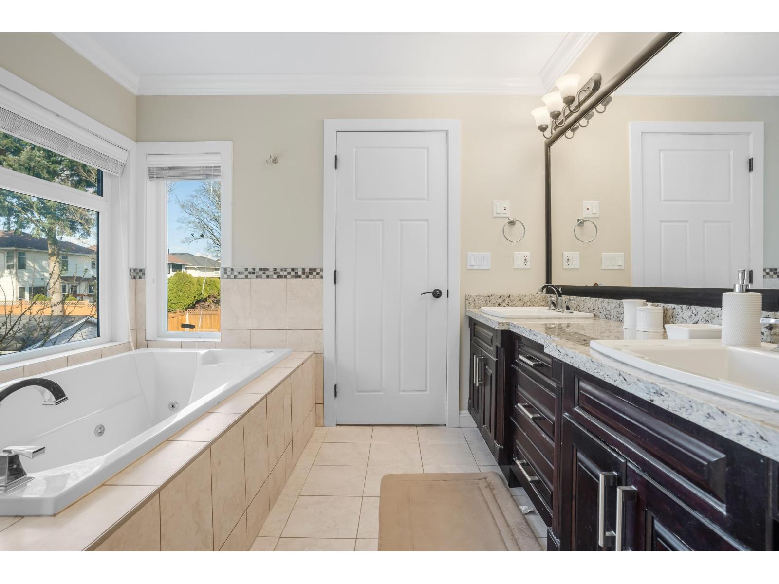 14225 69a Avenue, Surrey, British Columbia V3W 1A5 - Photo 14 - R3084756