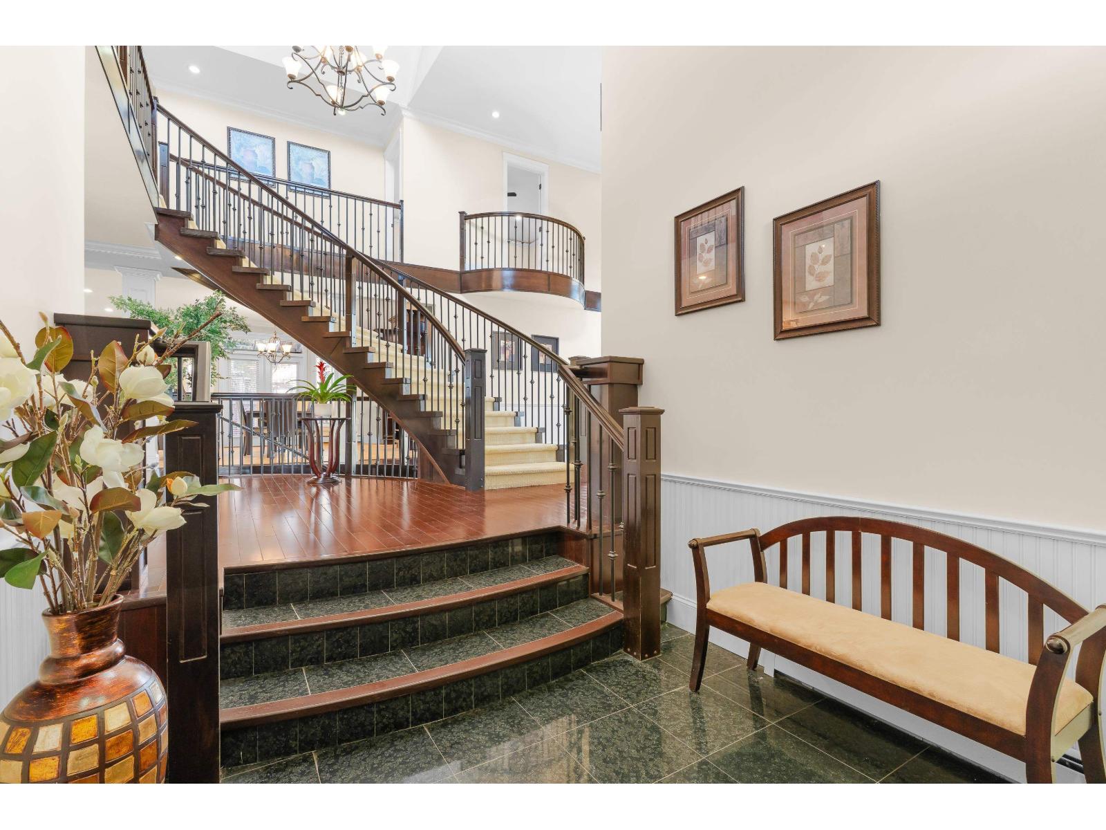 14225 69a Avenue, Surrey, British Columbia V3W 1A5 - Photo 3 - R3084756