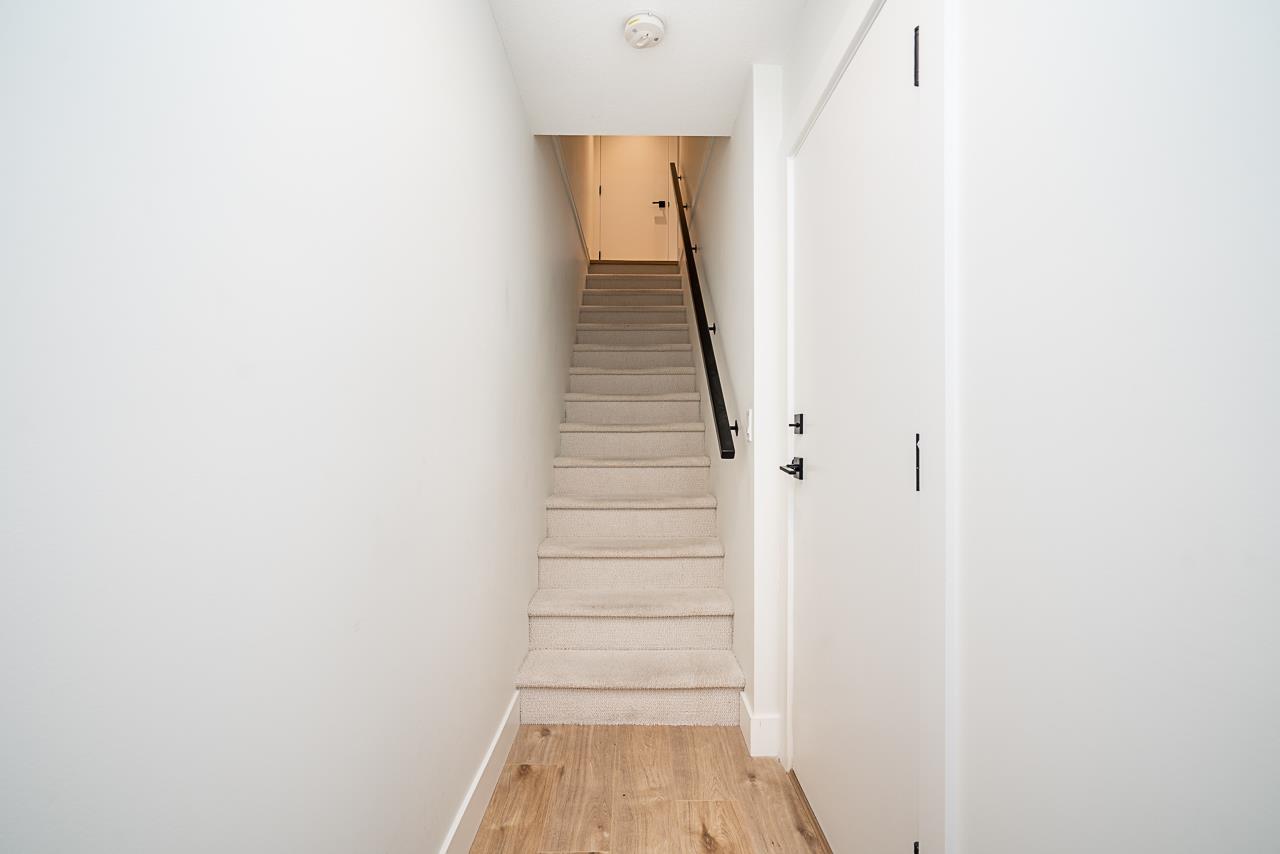 6 19918 75a Avenue, Langley, British Columbia  V2Y 3L1 - Photo 34 - R3084767