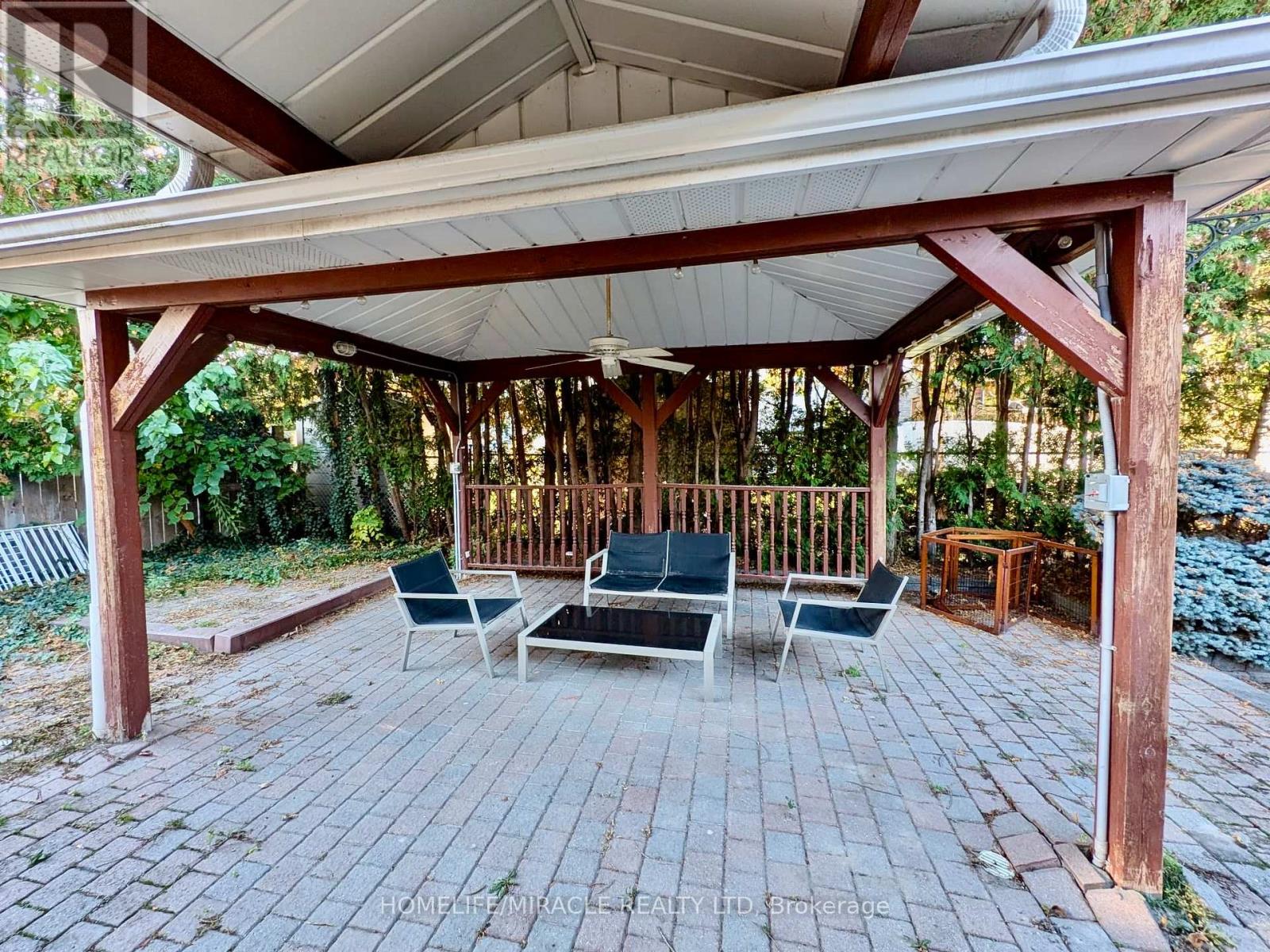 515 Louis Drive, Mississauga, Ontario  L5B 2N3 - Photo 20 - W12740804