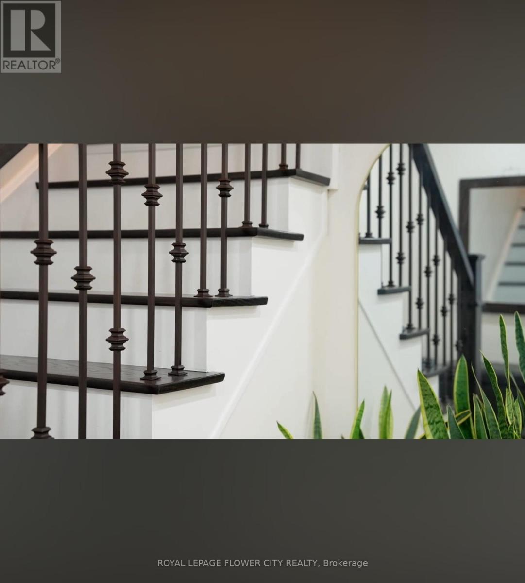 32 Payton Court, Brampton, Ontario  L6W 3Y9 - Photo 13 - W12740808