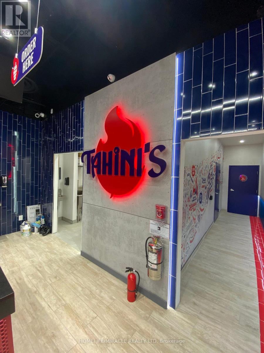 2151 St. Clair Avenue, Toronto (Junction Area), Ontario  M6N 1K5 - Photo 6 - W12740824