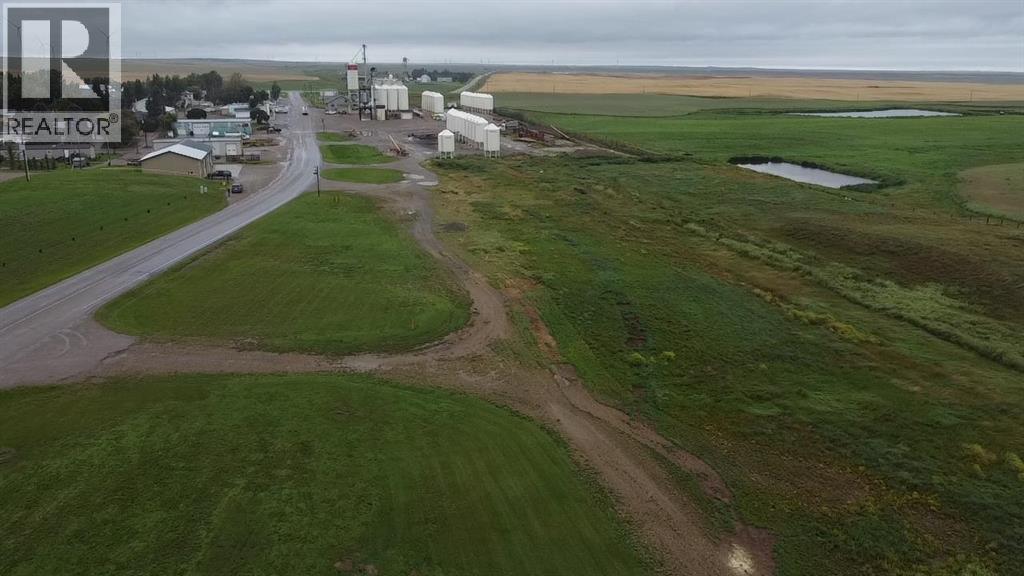 7 Railway Avenue S, Lomond, Alberta