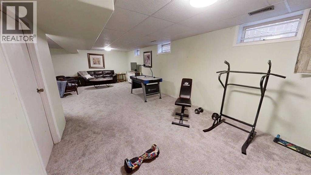 42 Ridgewood Boulevard W, Lethbridge, Alberta  T1K 6B9 - Photo 19 - A2278477