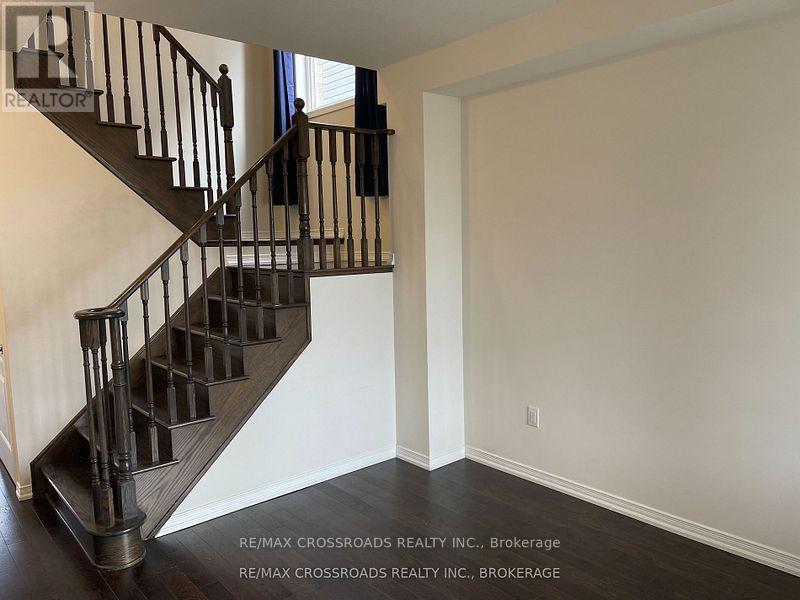 166 Munro Circle, Brantford, Ontario  N3T 0R3 - Photo 6 - X12740814