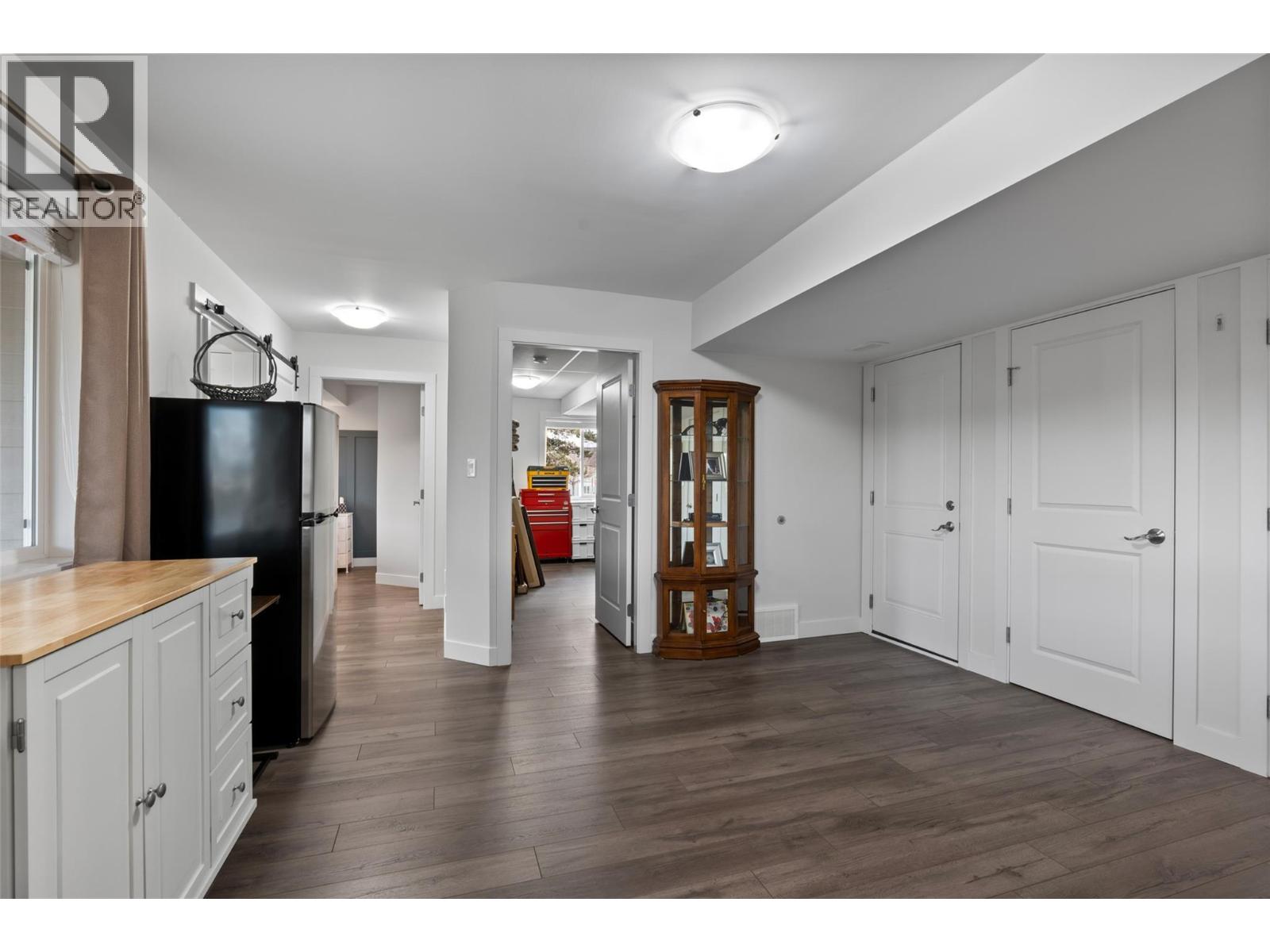 1726 Happyvale Avenue, Kamloops, British Columbia  V2B 4H5 - Photo 36 - 10373836