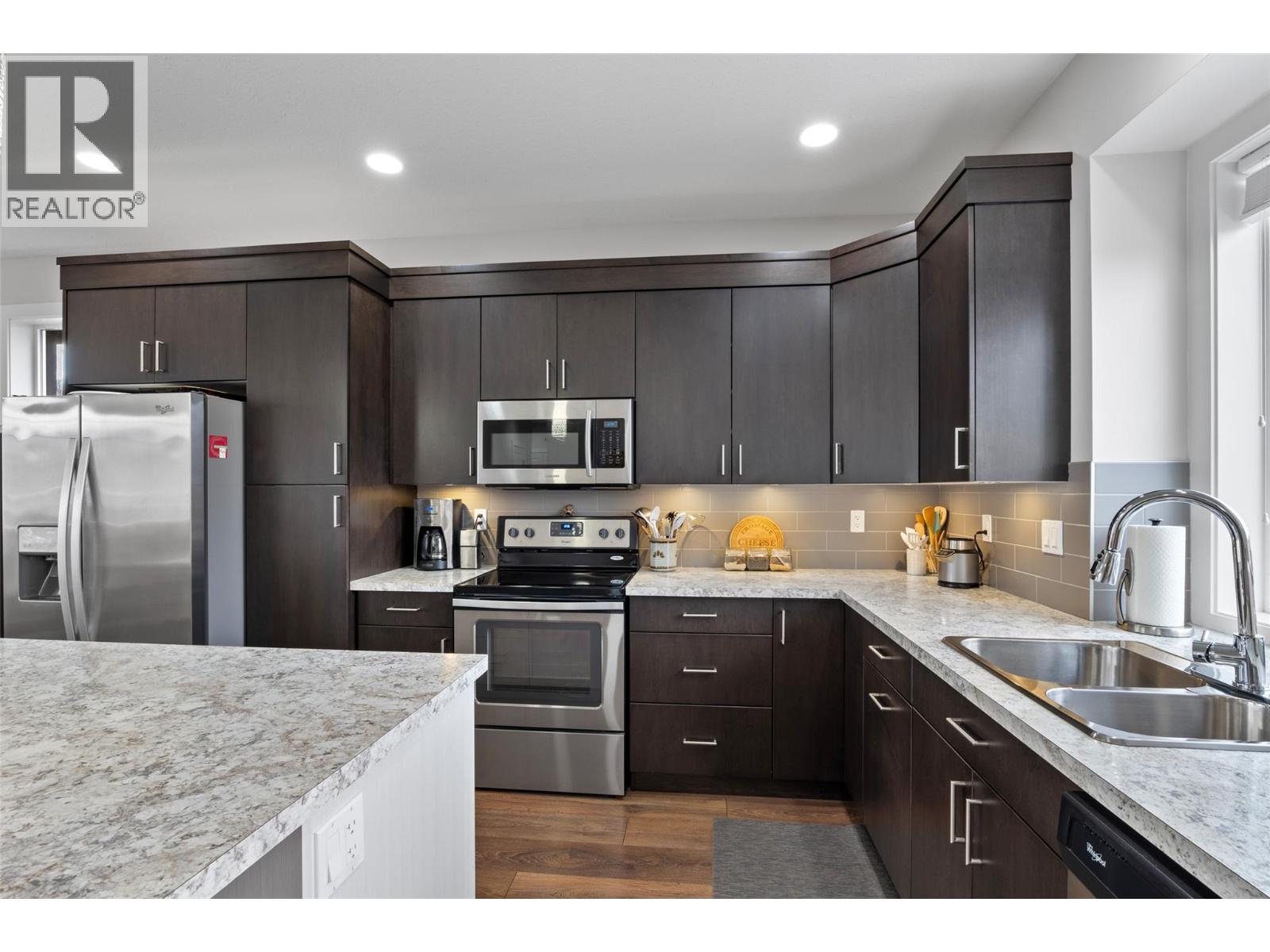 1726 Happyvale Avenue, Kamloops, British Columbia  V2B 4H5 - Photo 12 - 10373836