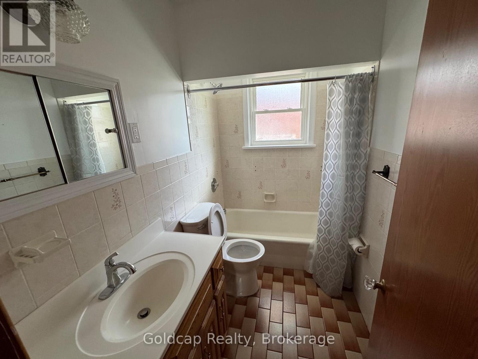 7 Skov Crescent, Guelph, Ontario  N1E 4B6 - Photo 8 - X12740858