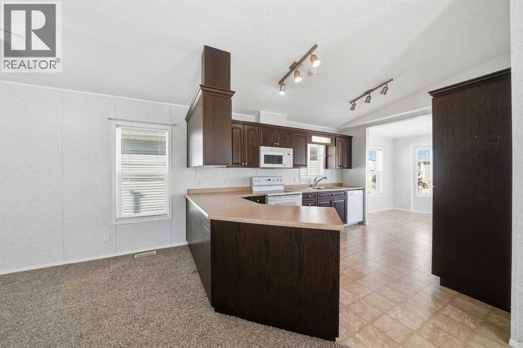 11 Baywood Link, Sylvan Lake, Alberta  T4S 0A8 - Photo 11 - A2279566