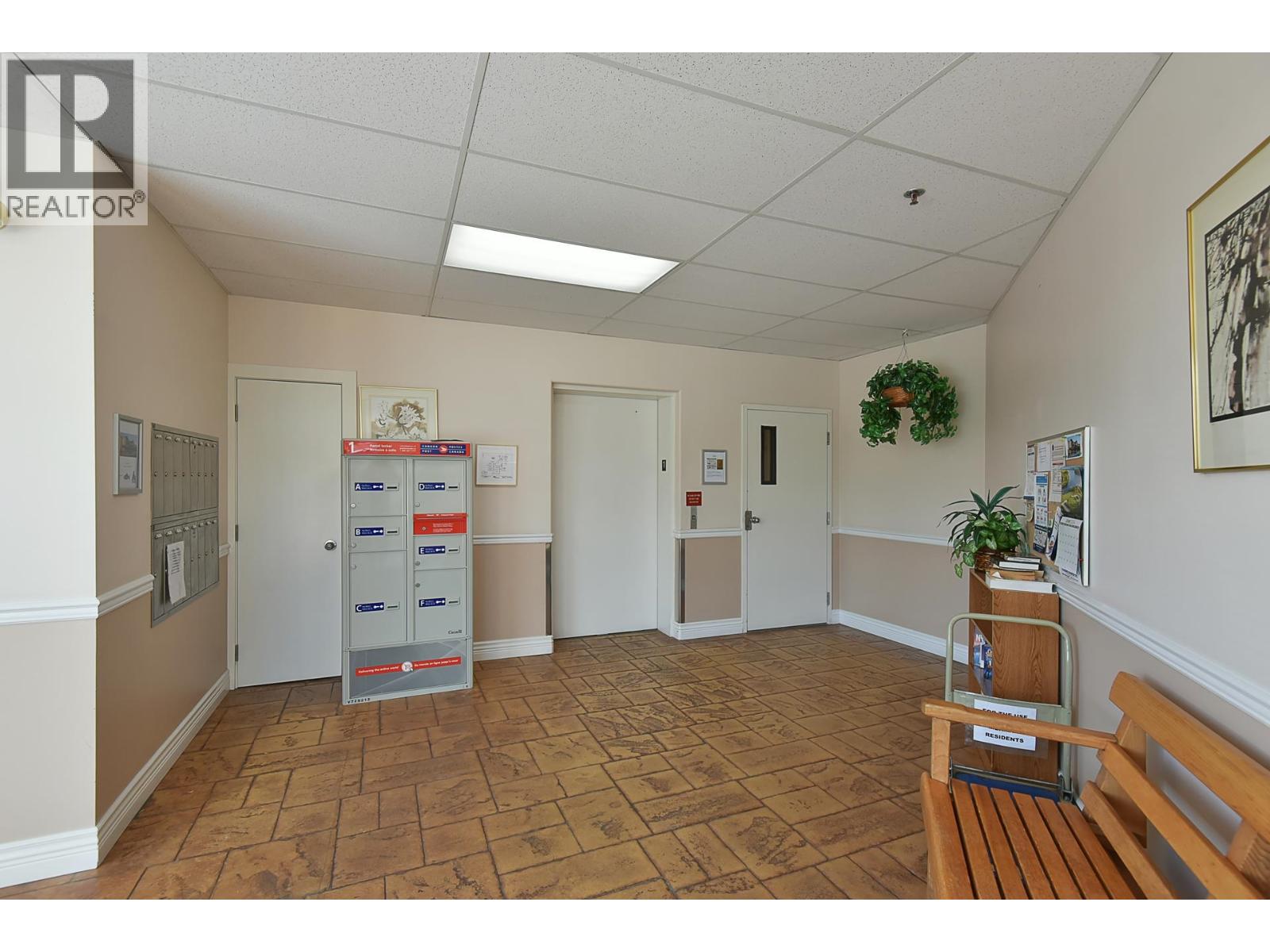 206 5711 Mermaid Street, Sechelt, British Columbia  V7Z 0J6 - Photo 15 - R3084684