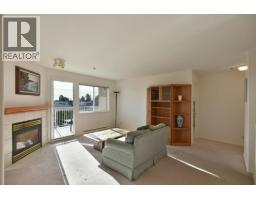 206 5711 MERMAID STREET, Sechelt, British Columbia