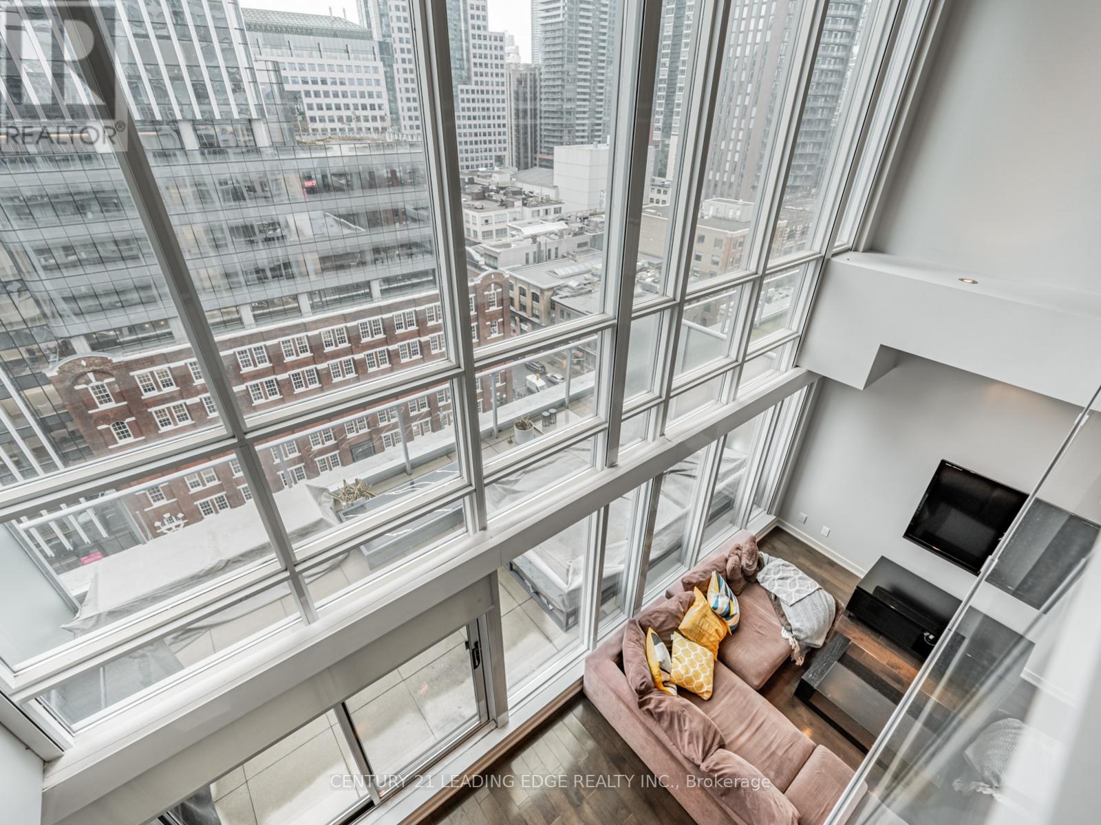 Uph04 - 21 Nelson Street, Toronto, Ontario  M5V 3H9 - Photo 16 - C12740848