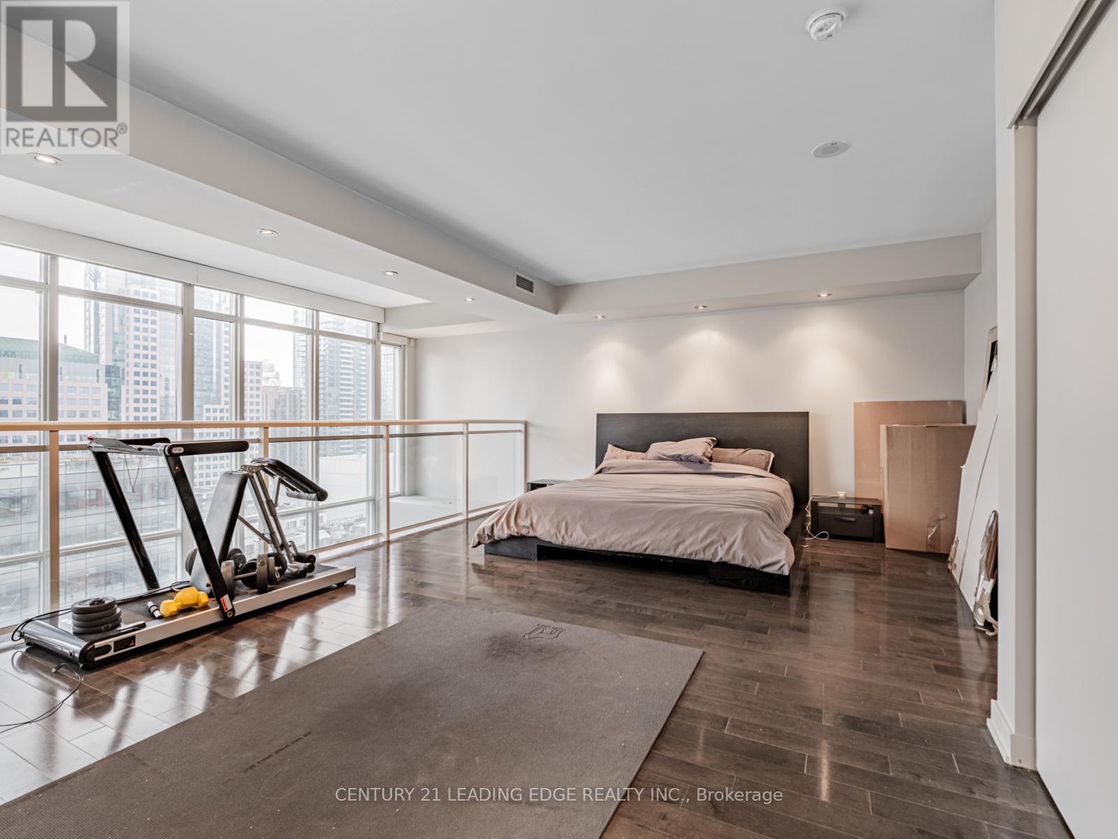 Uph04 - 21 Nelson Street, Toronto, Ontario  M5V 3H9 - Photo 18 - C12740848