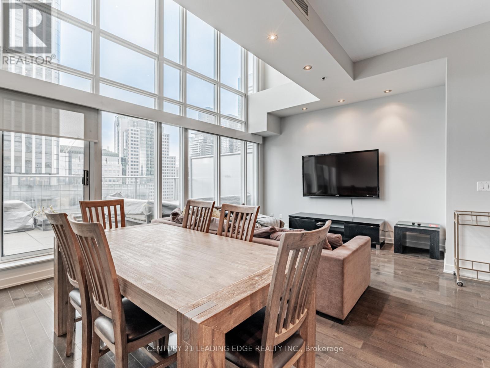 Uph04 - 21 Nelson Street, Toronto, Ontario  M5V 3H9 - Photo 6 - C12740848