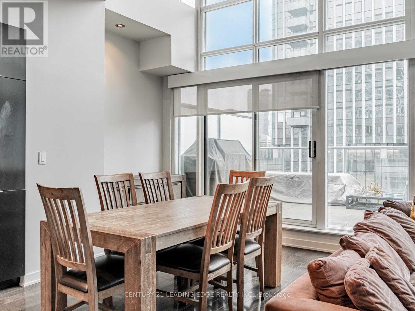 Uph04 - 21 Nelson Street, Toronto, Ontario  M5V 3H9 - Photo 7 - C12740848