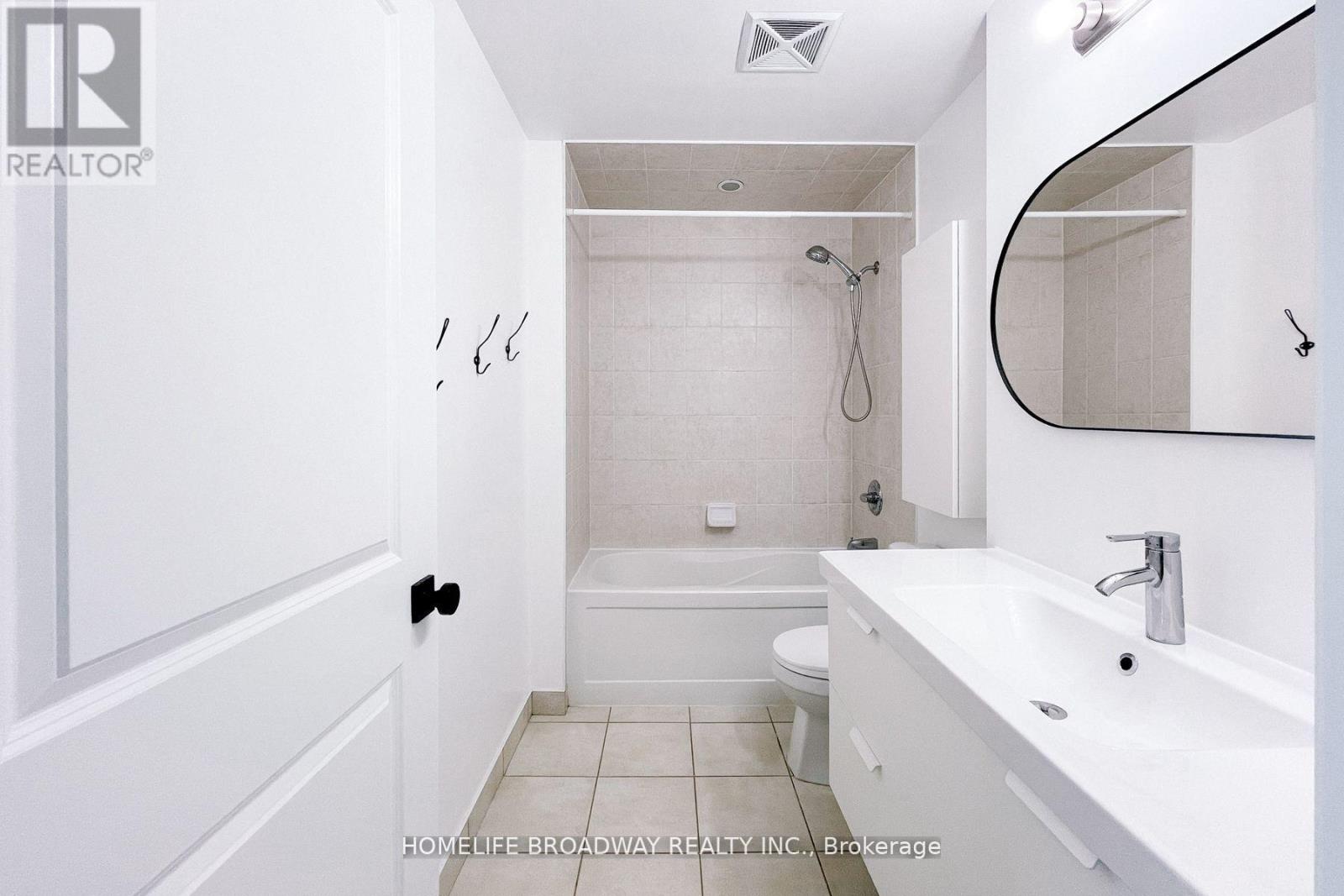 Ph108 - 18 Harding Boulevard, Richmond Hill, Ontario  L4C 0T3 - Photo 13 - N12740832