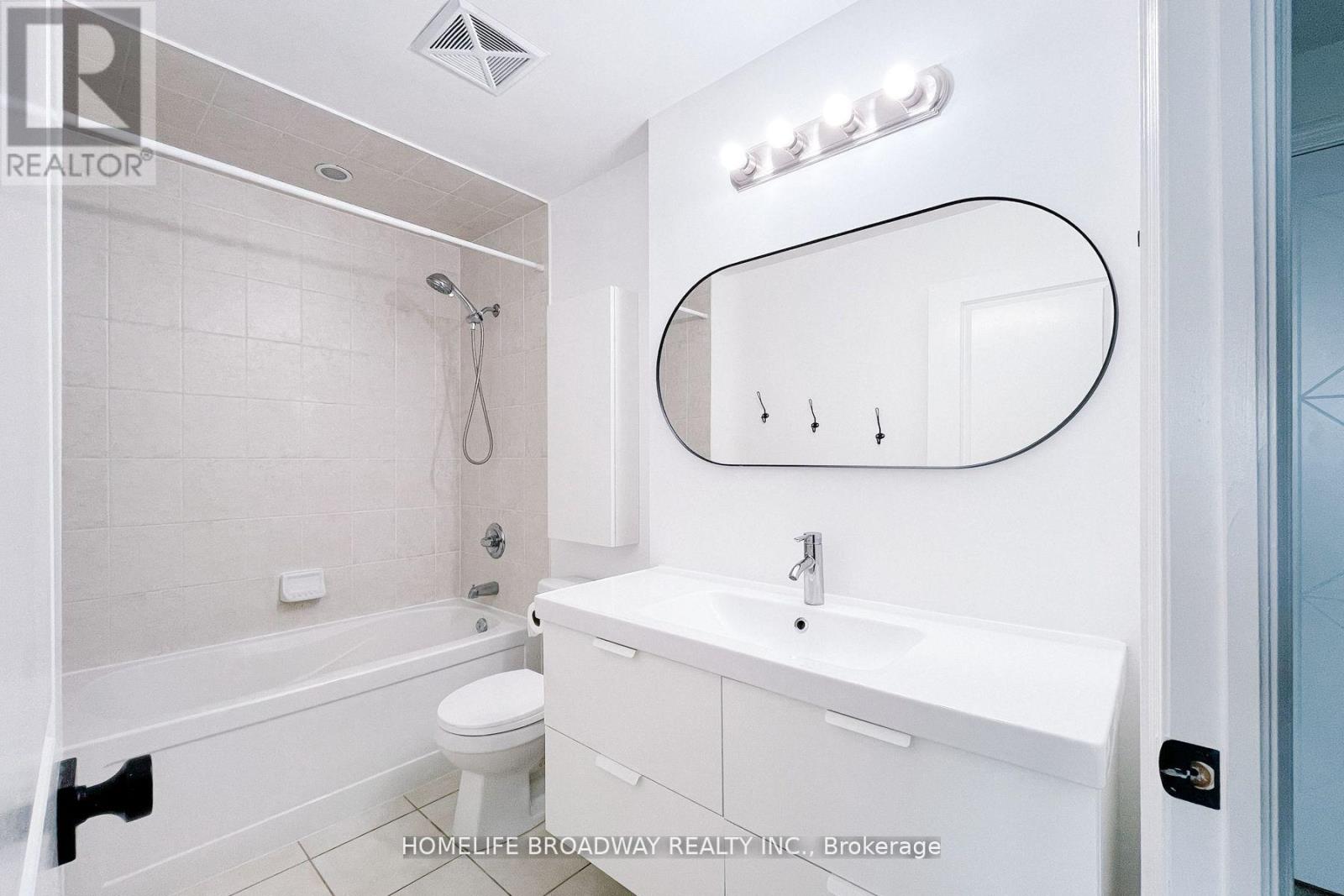 Ph108 - 18 Harding Boulevard, Richmond Hill, Ontario  L4C 0T3 - Photo 14 - N12740832