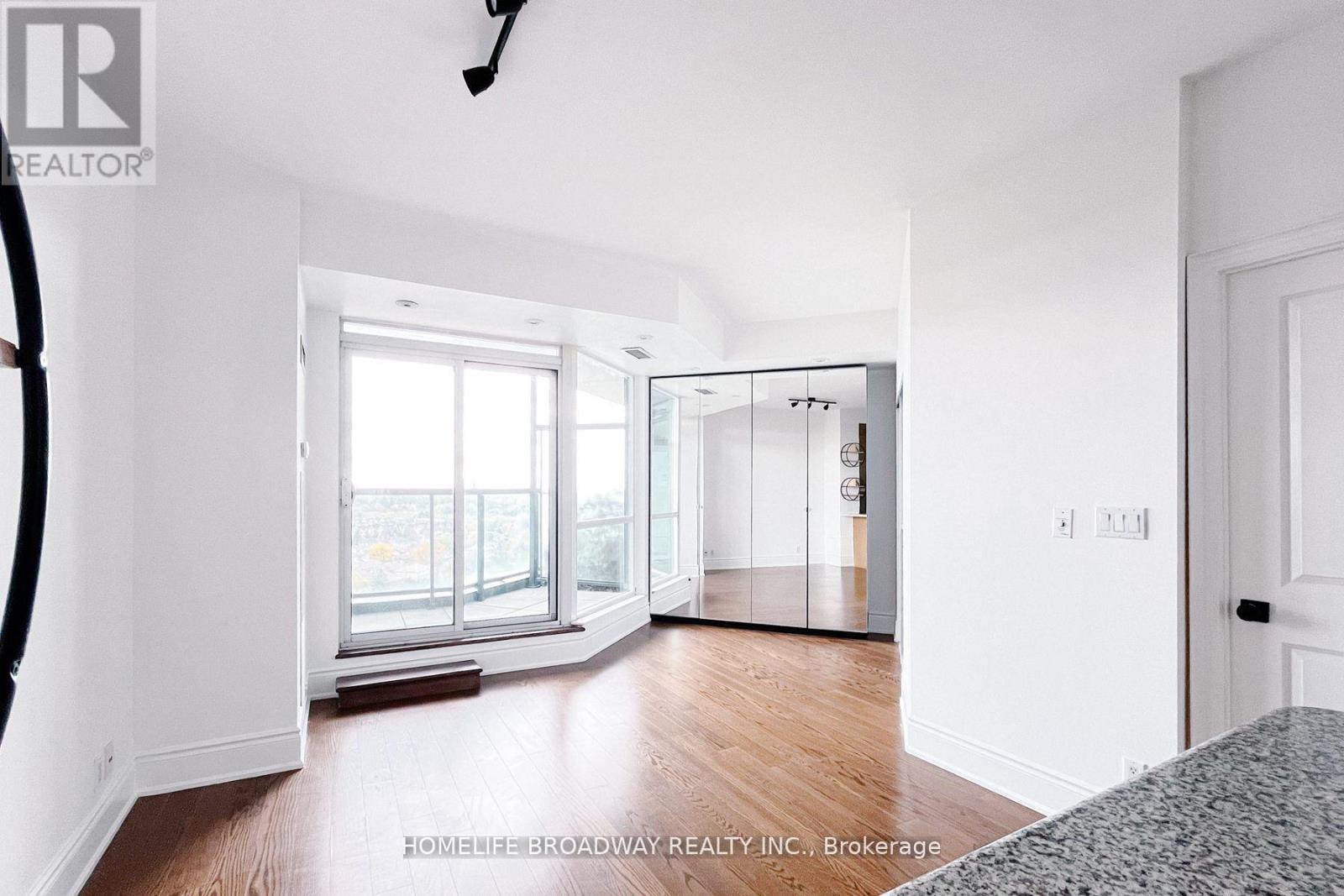 Ph108 - 18 Harding Boulevard, Richmond Hill, Ontario  L4C 0T3 - Photo 7 - N12740832