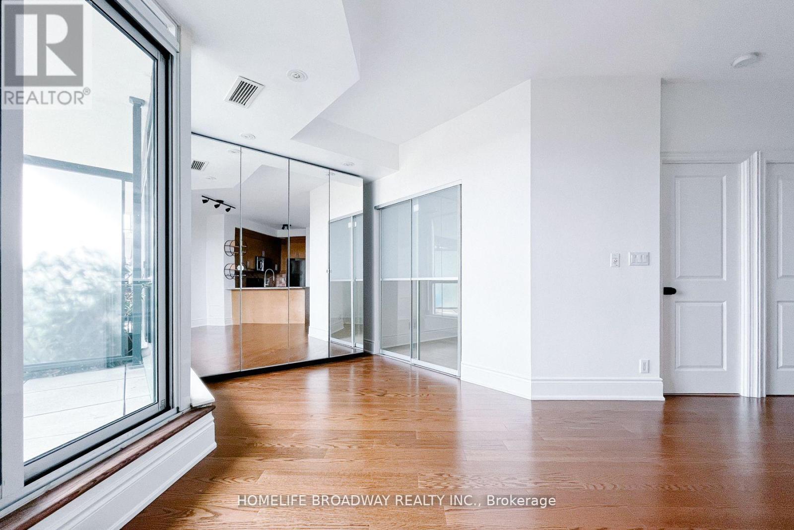 Ph108 - 18 Harding Boulevard, Richmond Hill, Ontario  L4C 0T3 - Photo 8 - N12740832