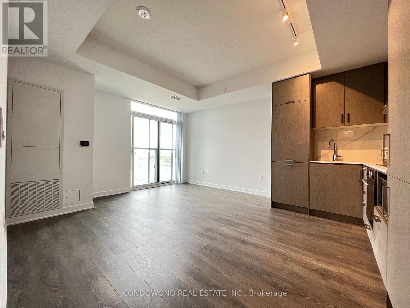 908 - 60 HONEYCRISP CRESCENT, Vaughan, Ontario