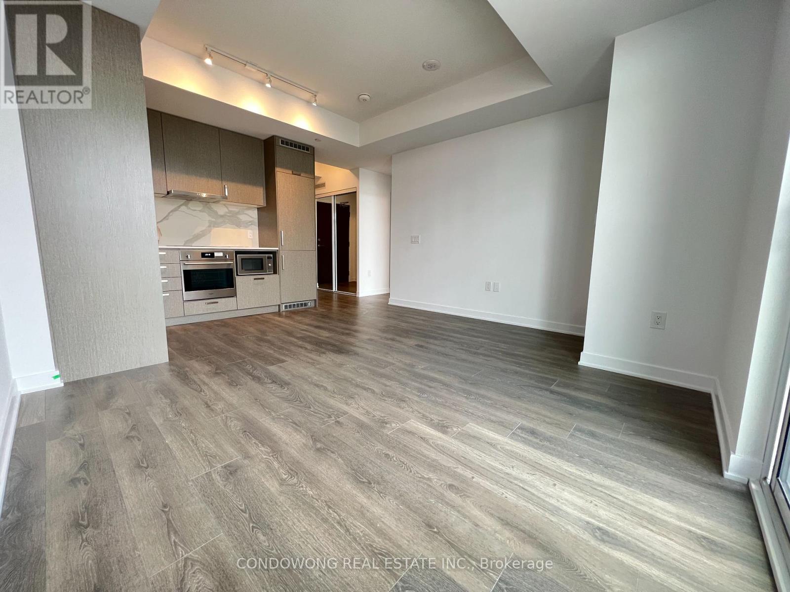 908 - 60 Honeycrisp Crescent, Vaughan, Ontario  L4K 0N5 - Photo 5 - N12740852