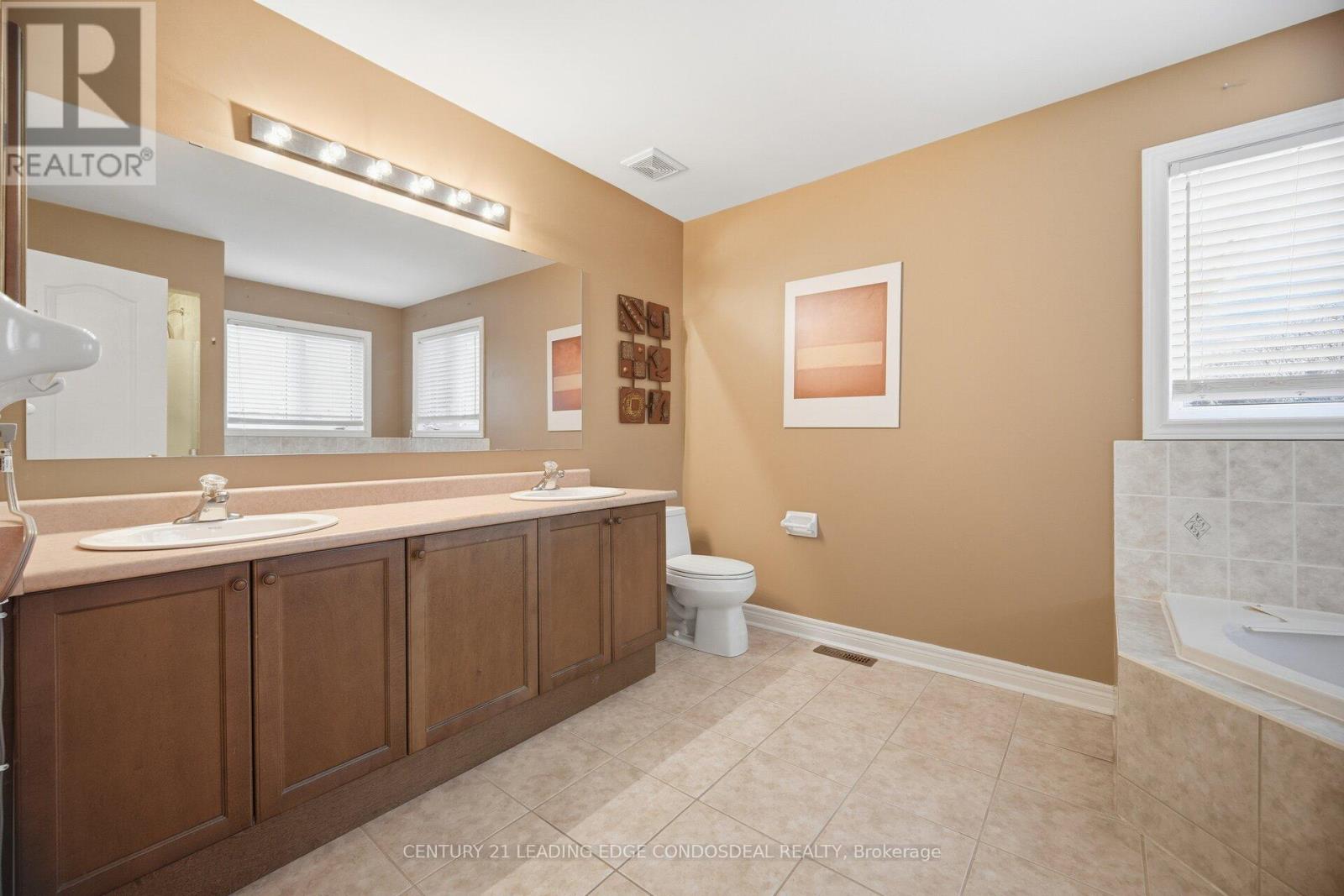 67 Pepperberry Road, Vaughan, Ontario  L4J 8W4 - Photo 24 - N12740874