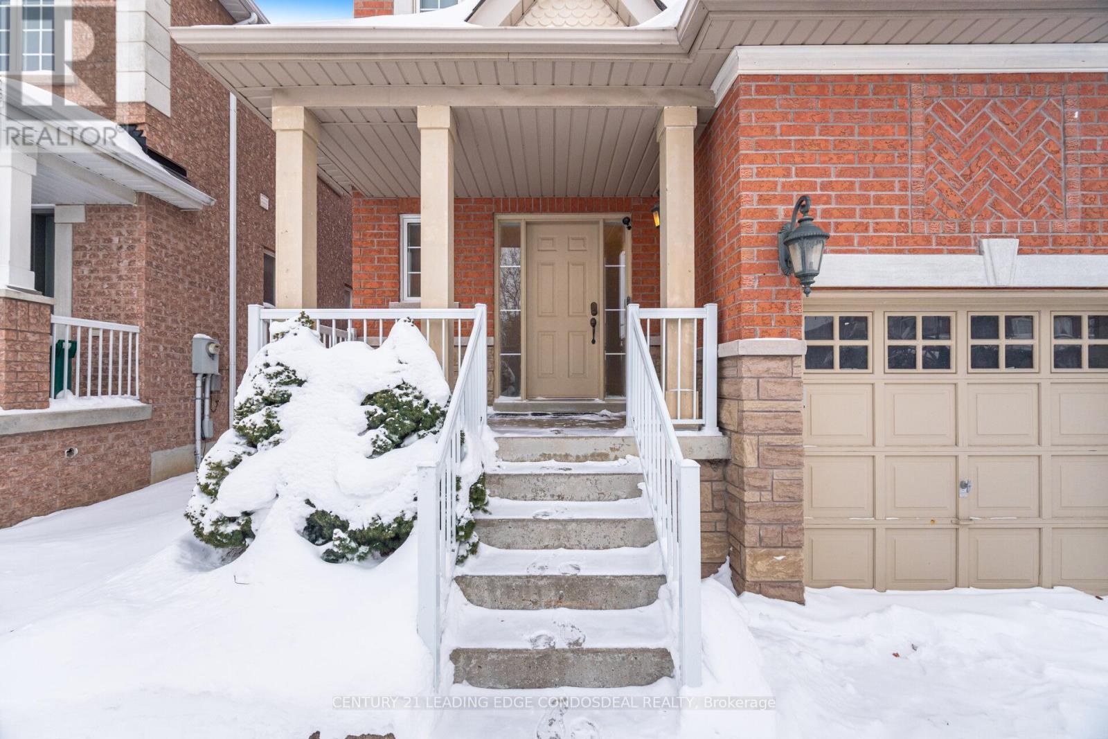 67 Pepperberry Road, Vaughan, Ontario  L4J 8W4 - Photo 3 - N12740874