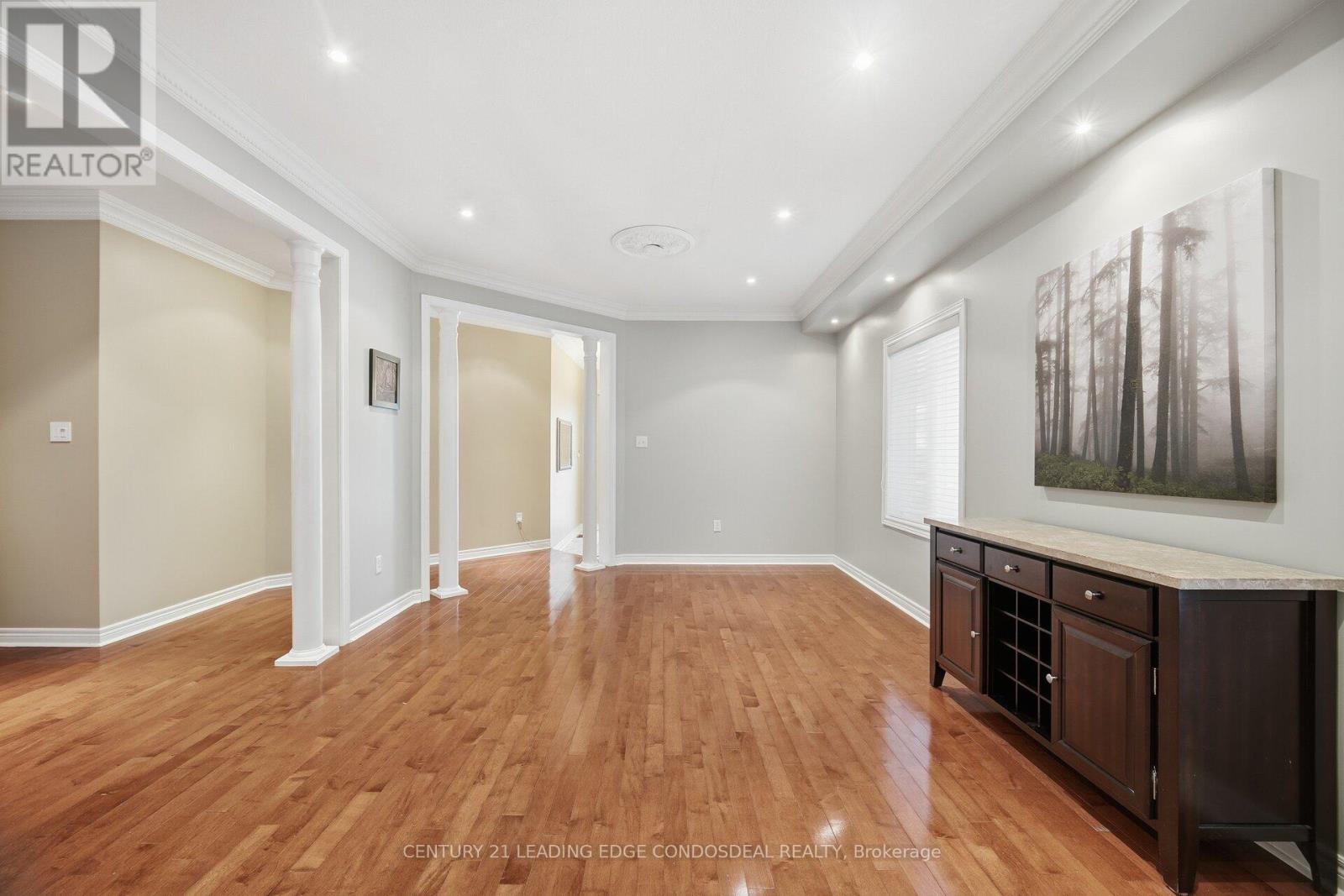 67 Pepperberry Road, Vaughan, Ontario  L4J 8W4 - Photo 6 - N12740874