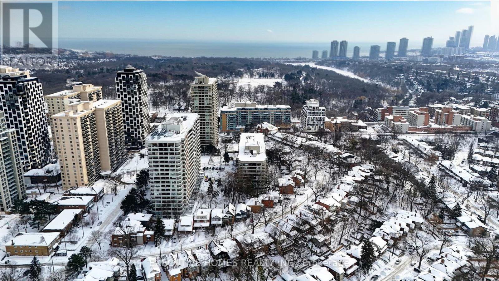 504 - 80 Quebec Avenue, Toronto, Ontario  M6P 4B7 - Photo 29 - W12739358