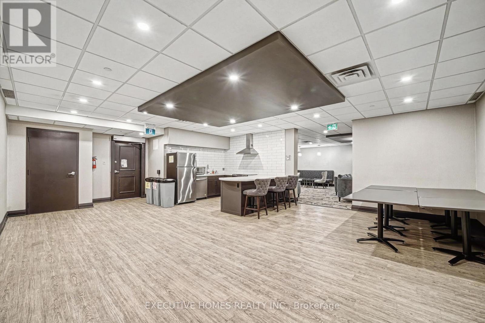 504 - 80 Quebec Avenue, Toronto, Ontario  M6P 4B7 - Photo 25 - W12739358