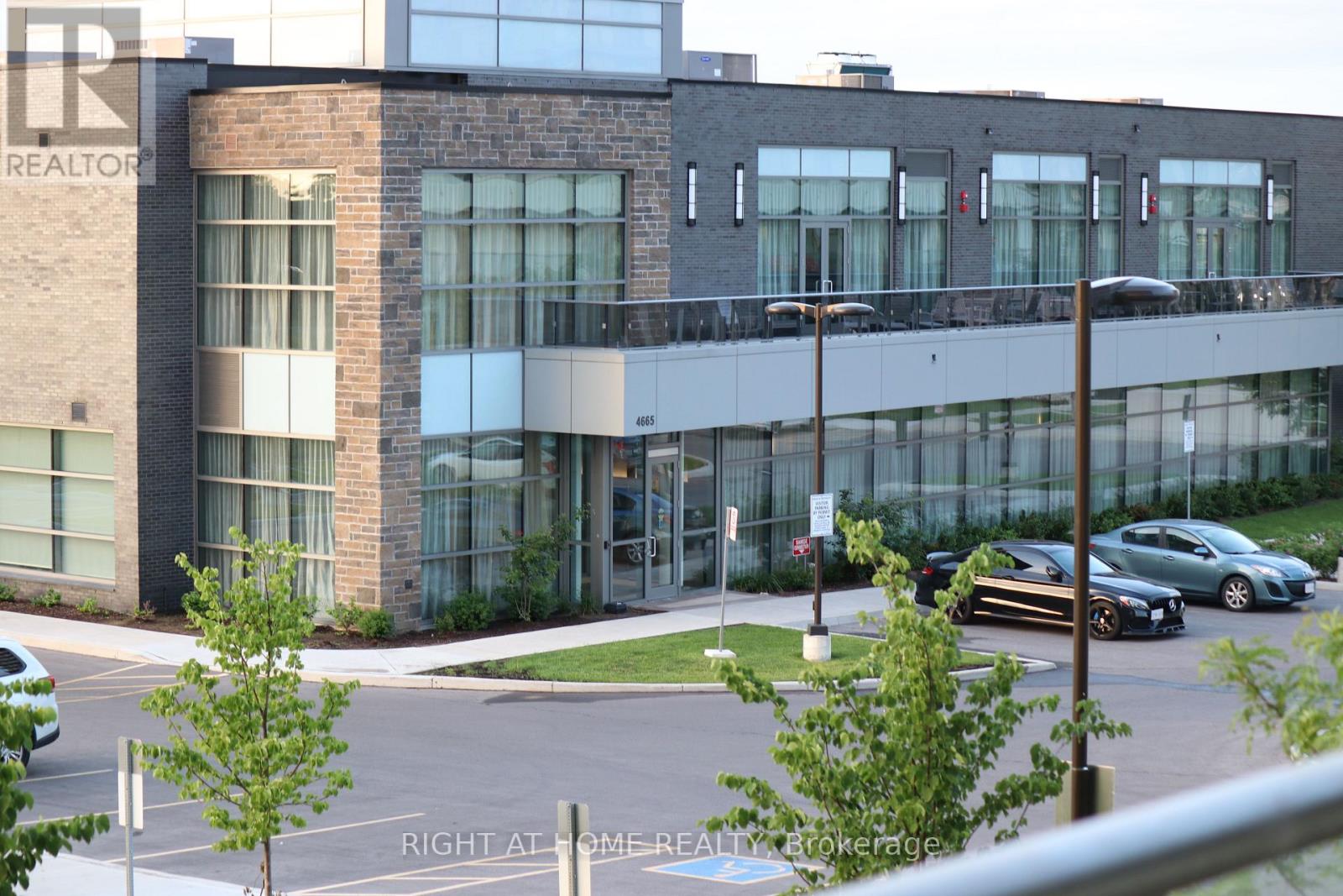 206 - 4677 Glen Erin Drive, Mississauga, Ontario  L5M 2E3 - Photo 7 - W12740840