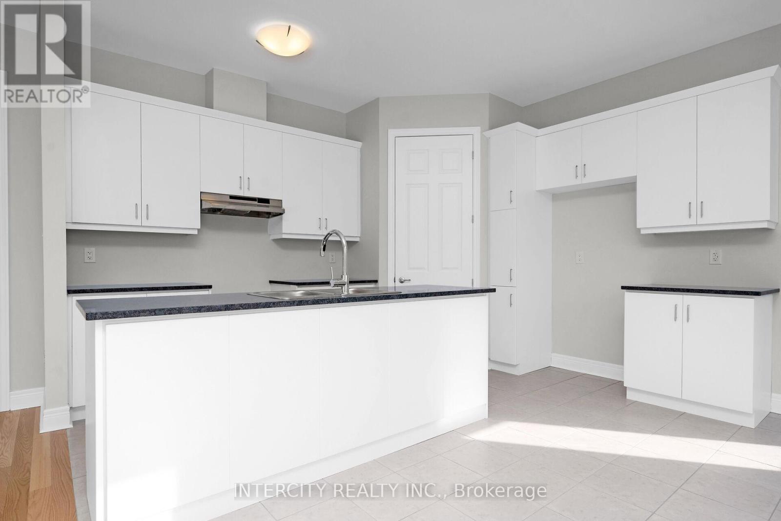 Lot 121 - 26 Kessler Drive, Brampton, Ontario  L6R 4G2 - Photo 10 - W12740860