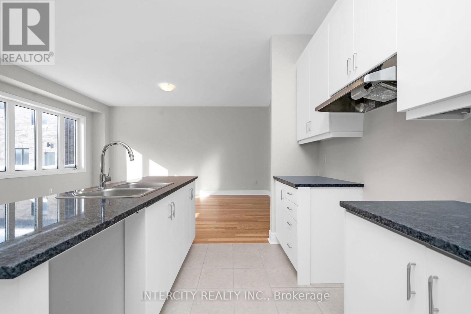 Lot 121 - 26 Kessler Drive, Brampton, Ontario  L6R 4G2 - Photo 13 - W12740860