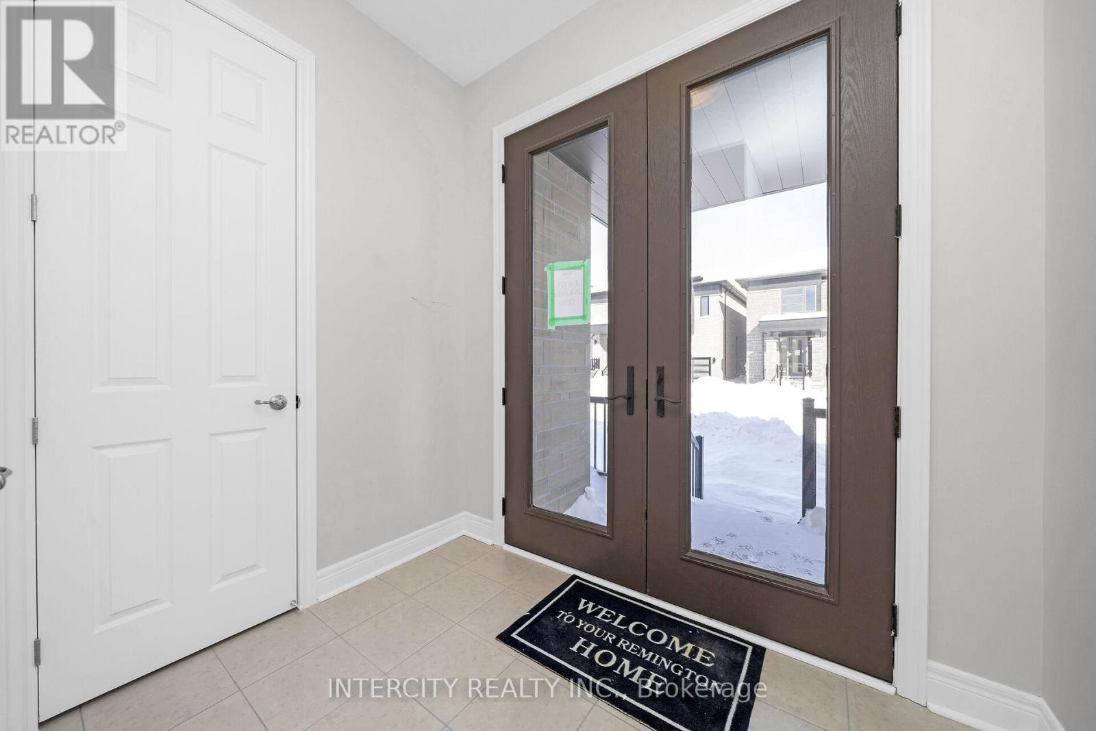 Lot 121 - 26 Kessler Drive, Brampton, Ontario  L6R 4G2 - Photo 3 - W12740860