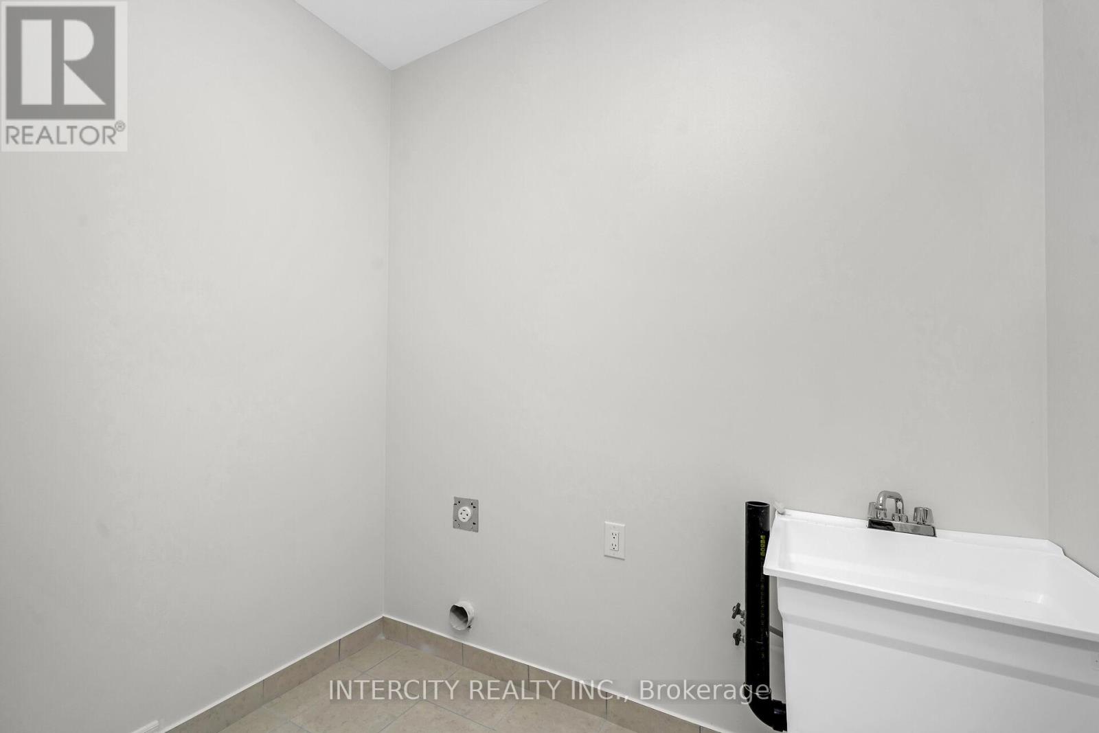 Lot 121 - 26 Kessler Drive, Brampton, Ontario  L6R 4G2 - Photo 31 - W12740860