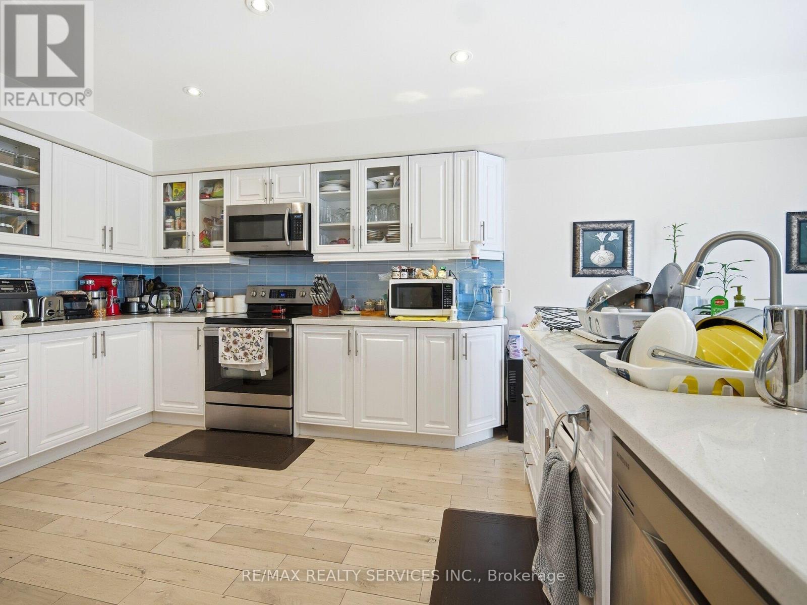 33 Sewells Lane, Brampton, Ontario  L7A 2Z9 - Photo 14 - W12740876