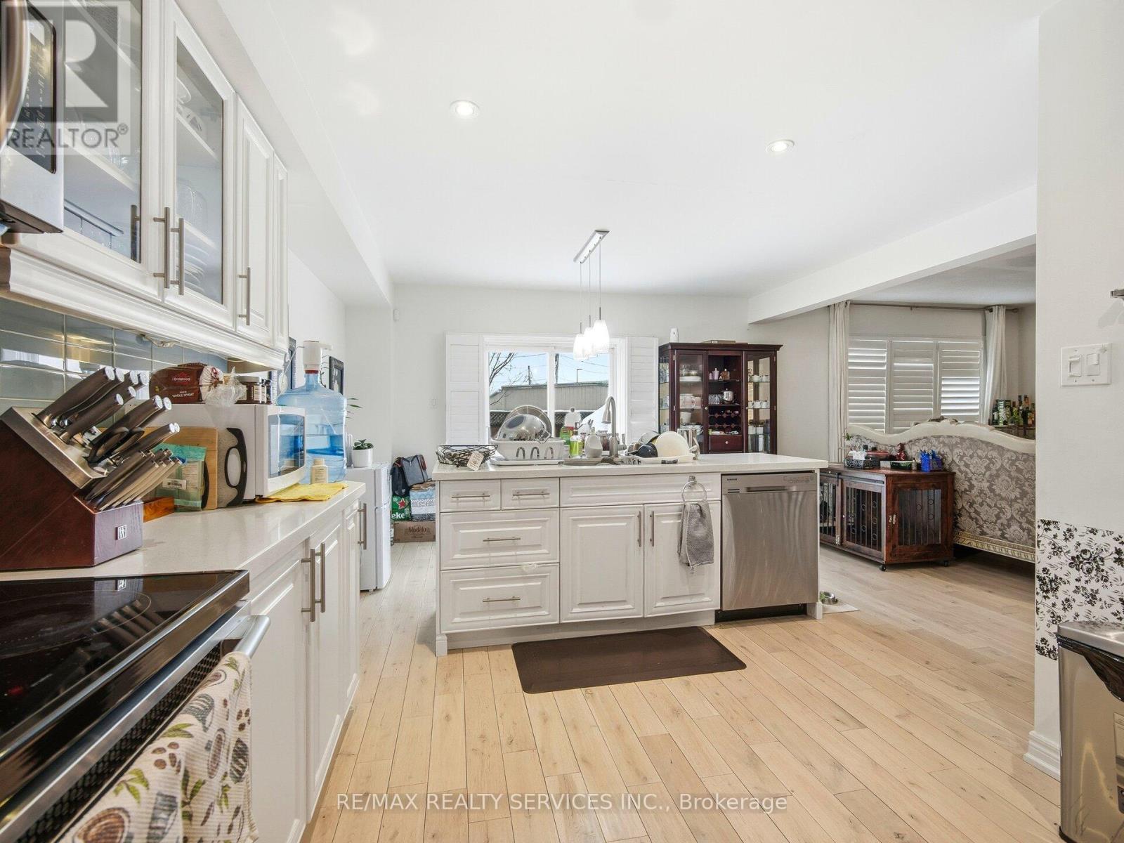 33 Sewells Lane, Brampton, Ontario  L7A 2Z9 - Photo 16 - W12740876