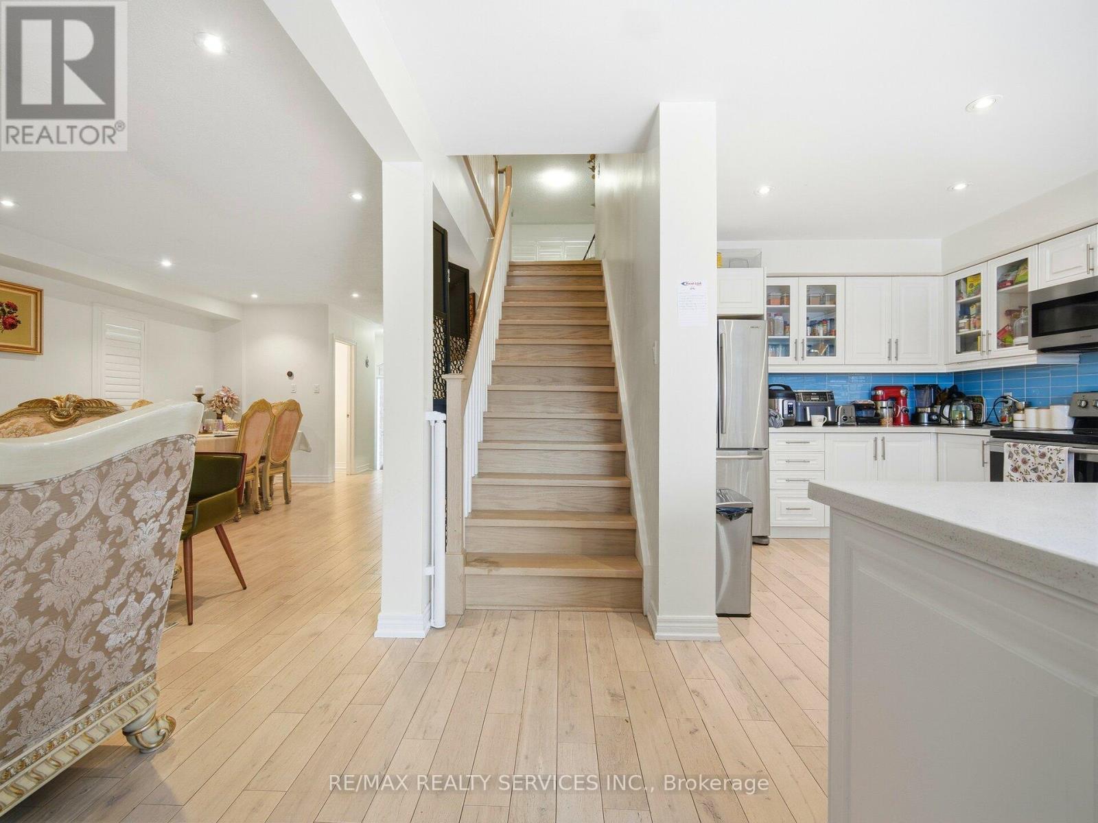 33 Sewells Lane, Brampton, Ontario  L7A 2Z9 - Photo 20 - W12740876