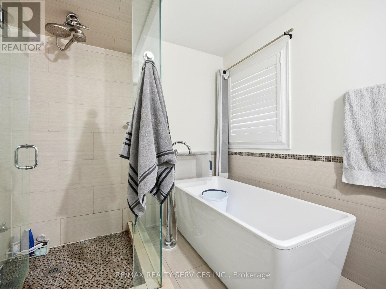 33 Sewells Lane, Brampton, Ontario  L7A 2Z9 - Photo 30 - W12740876