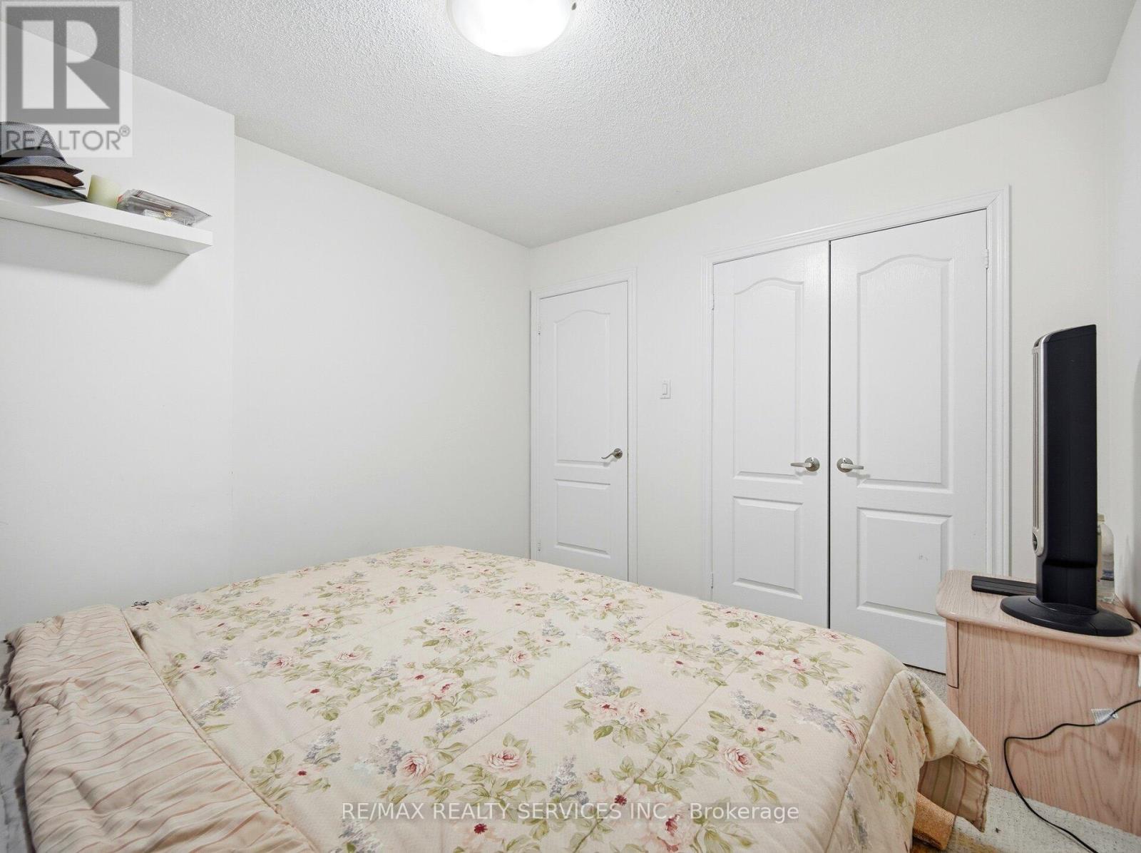 33 Sewells Lane, Brampton, Ontario  L7A 2Z9 - Photo 35 - W12740876