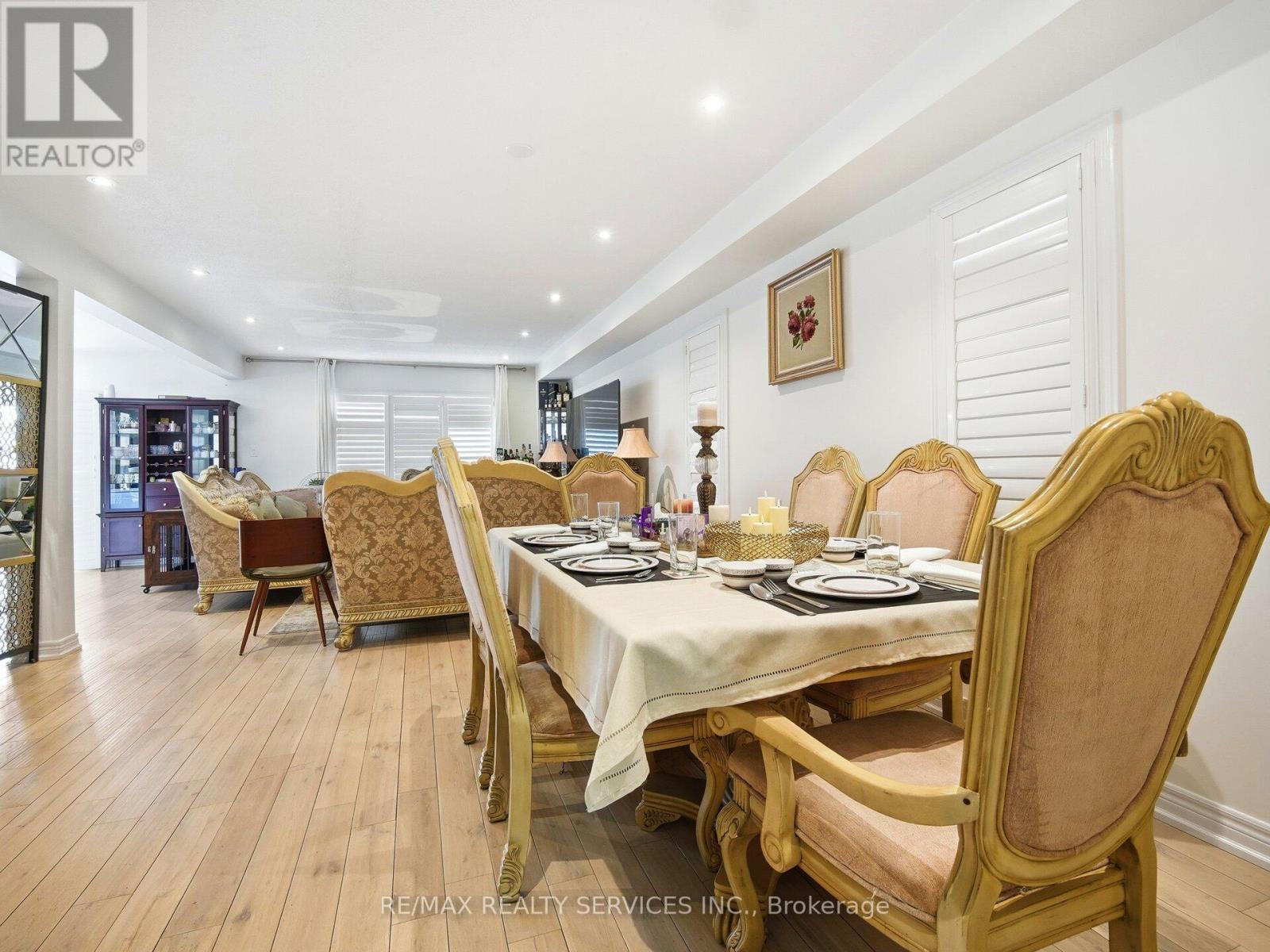 33 Sewells Lane, Brampton, Ontario  L7A 2Z9 - Photo 8 - W12740876