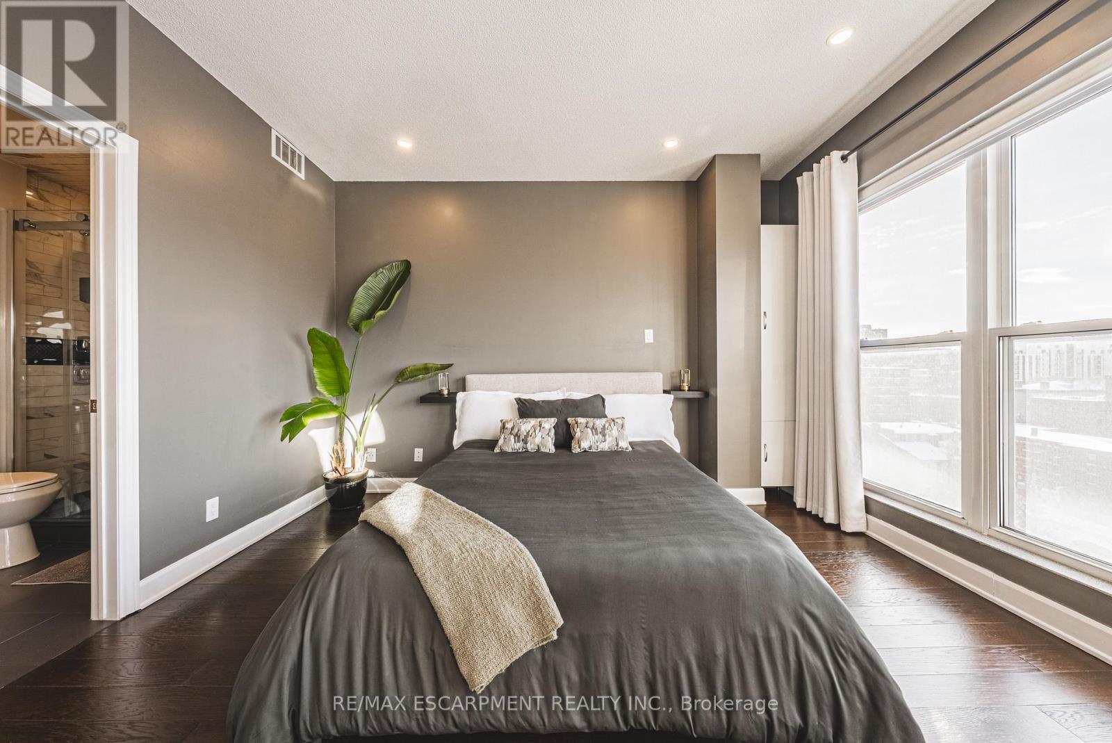 1014 - 135 James Street S, Hamilton, Ontario  L8P 2Z6 - Photo 14 - X12740866