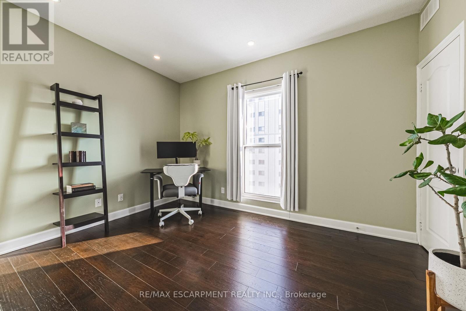 1014 - 135 James Street S, Hamilton, Ontario  L8P 2Z6 - Photo 18 - X12740866