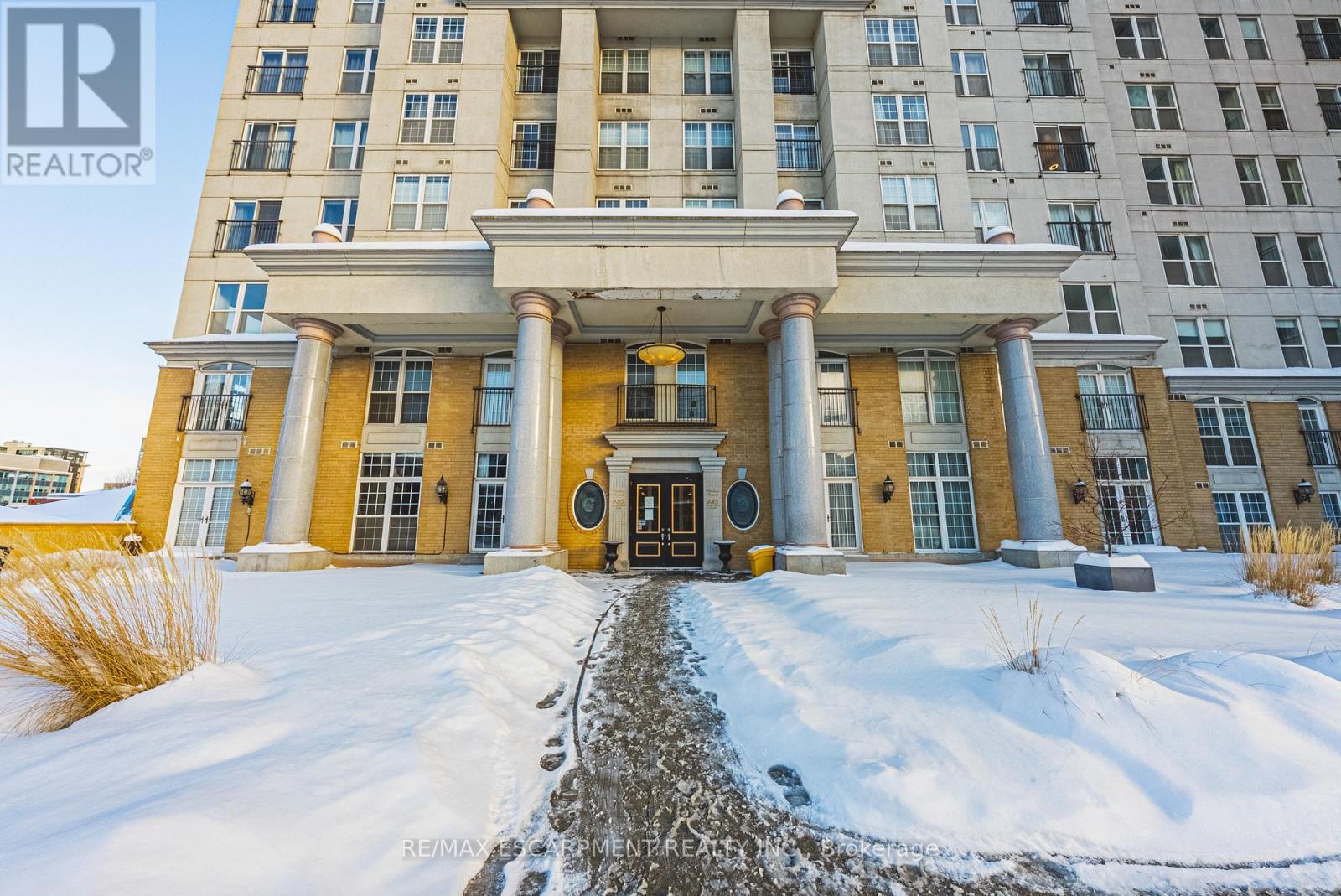 1014 - 135 James Street S, Hamilton, Ontario  L8P 2Z6 - Photo 2 - X12740866