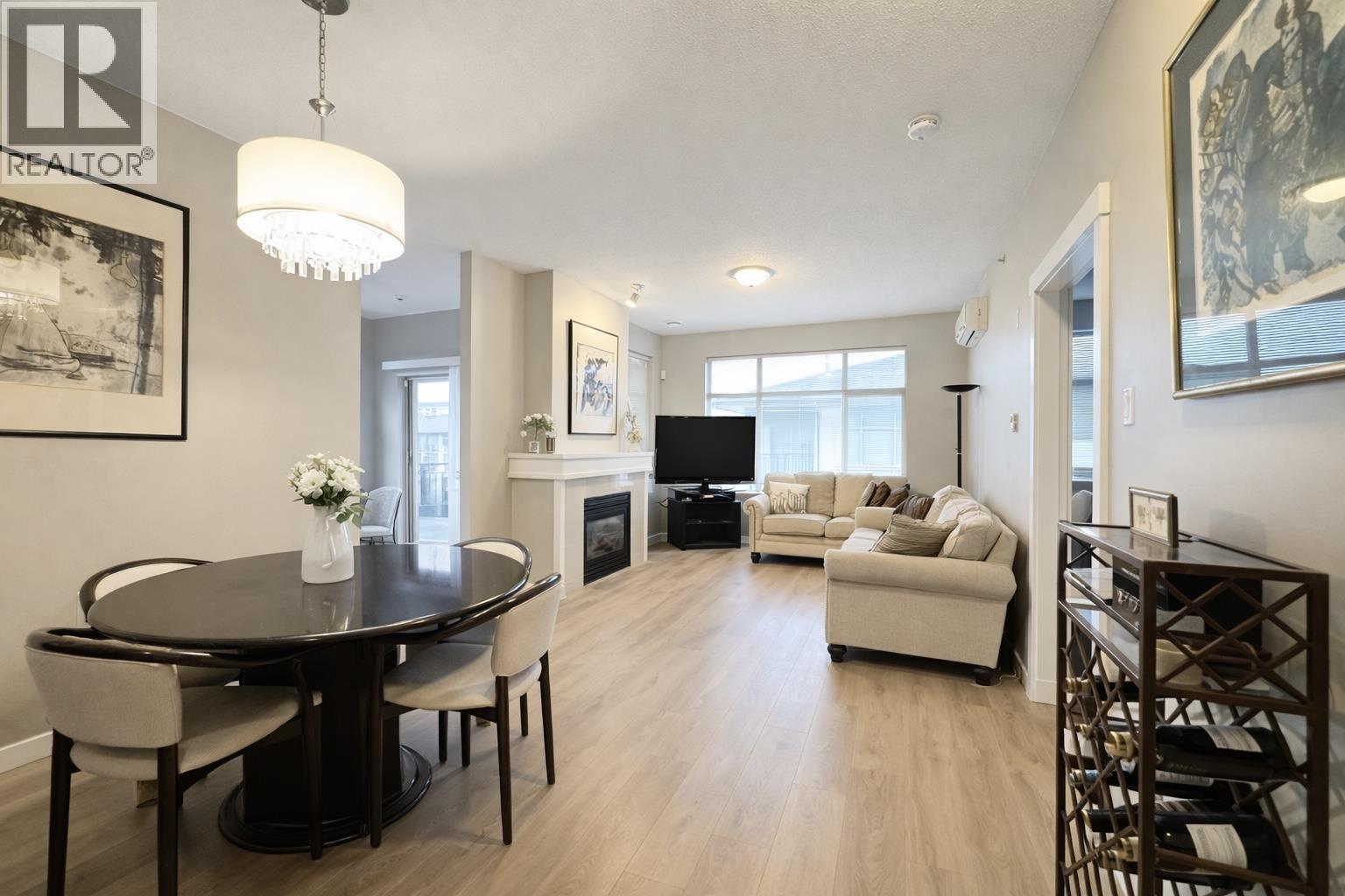 410 9288 Odlin Road, Richmond, British Columbia  V6X 0C3 - Photo 2 - R3084459