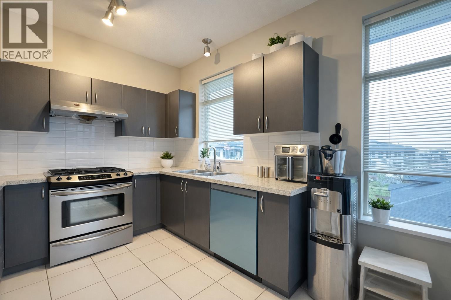 410 9288 Odlin Road, Richmond, British Columbia  V6X 0C3 - Photo 3 - R3084459